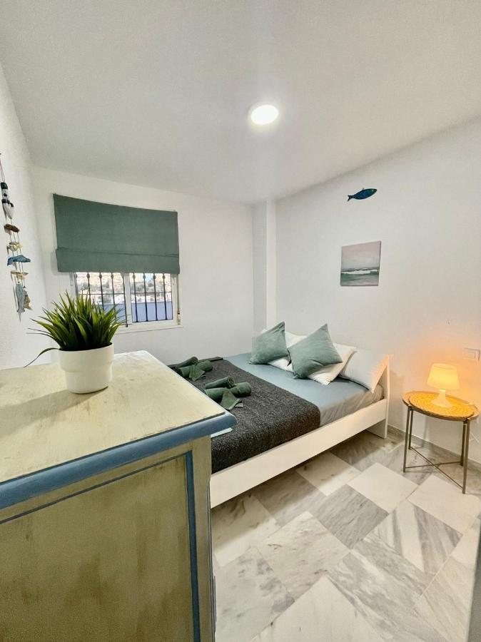Two Bed, Two Bath Apartment With Sea Views - Angel De Miraflores Малага Екстер'єр фото